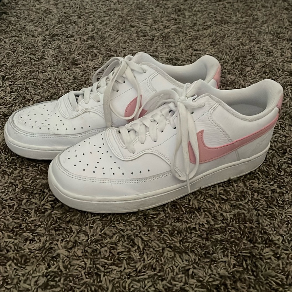 Nike Court Vision Pink